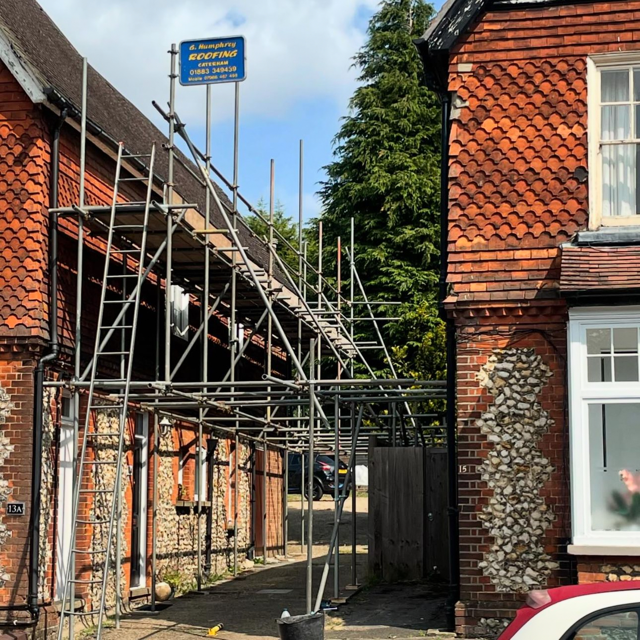 Rooftop solar installation scaffolding